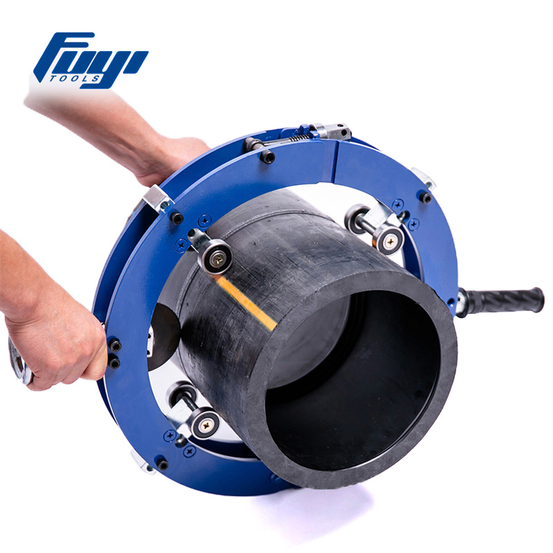 Rotierender Rohrschneider